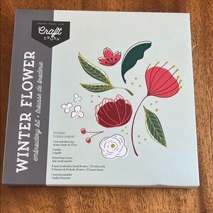Craft Crush Winter Flower Embroidery Kit New in Box